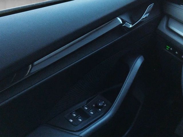 Skoda Octavia 1.5 TSI Ambition Combi