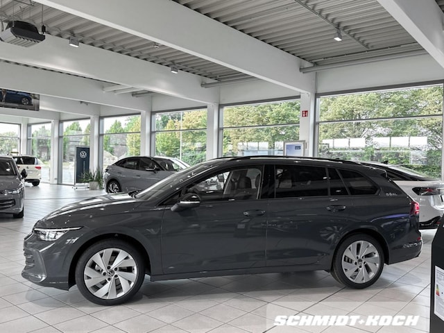 Volkswagen Golf 1.5 eTSI DSG Variant