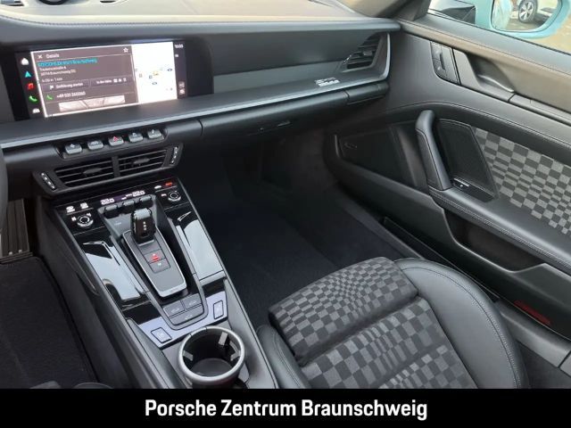 Porsche 992 Carrera Coupé