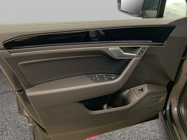 Volkswagen Touareg Touareg TDI tiptr. 4M *AHK*LEDER*LUFTF*R-CAM*NAV