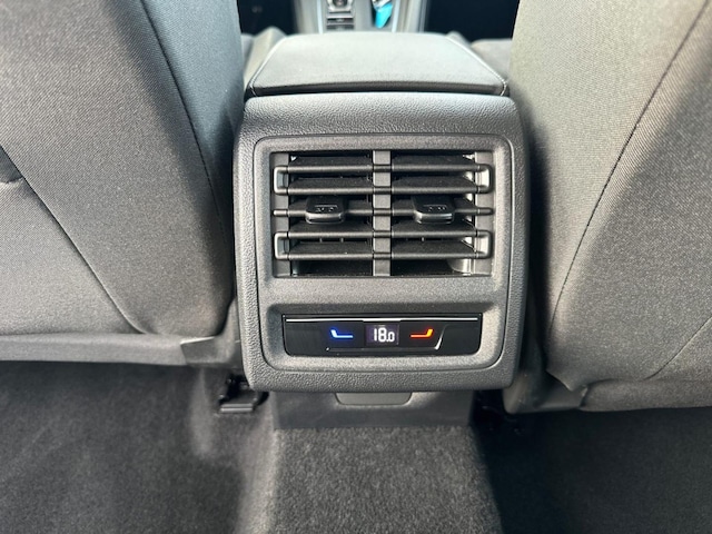 Volkswagen Golf 1.5 eTSI DSG Life