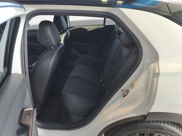 Volkswagen T-Roc 1.5 eTSI IQ.Drive R-Line