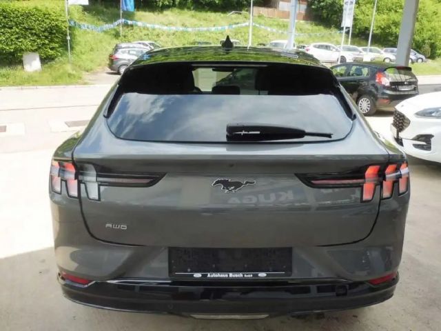 Ford Mustang Mach-E AWD