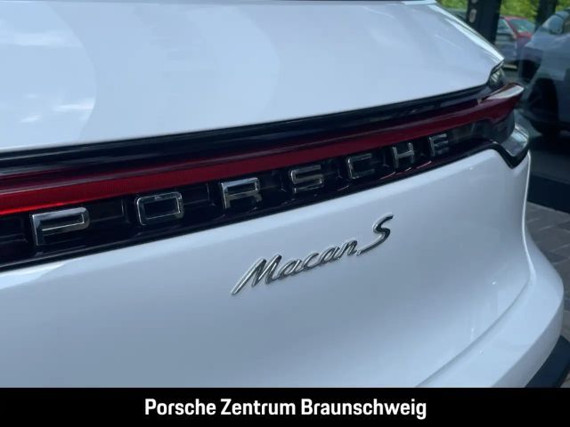 Porsche Macan S