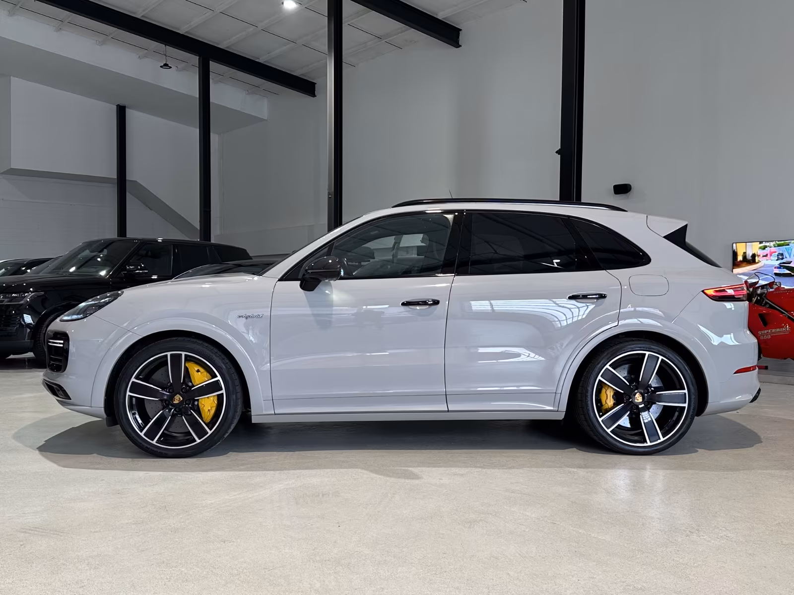 Porsche Cayenne E-Hybrid S Turbo