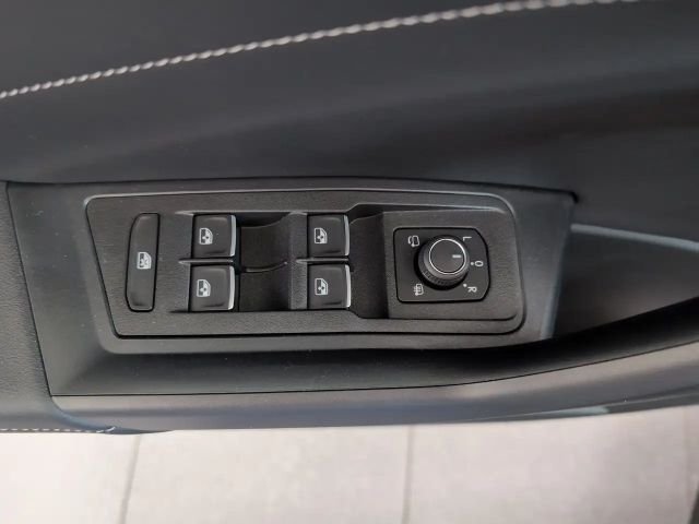 Volkswagen T-Roc DSG Sport