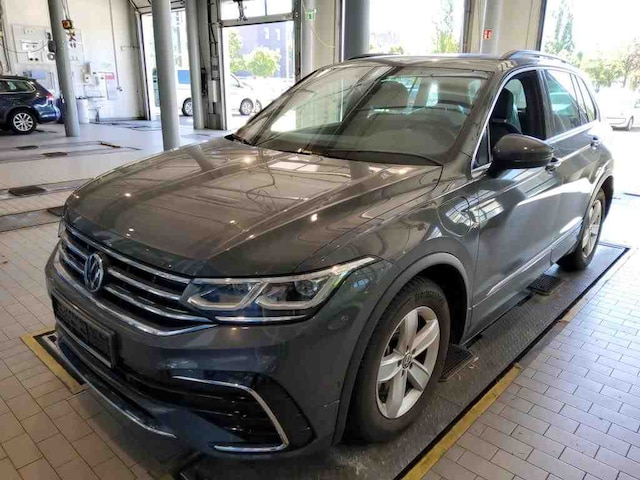 Volkswagen Tiguan Pano HUD DCC Keyless IQLight