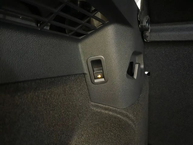 Volkswagen Golf Rabbit TSI