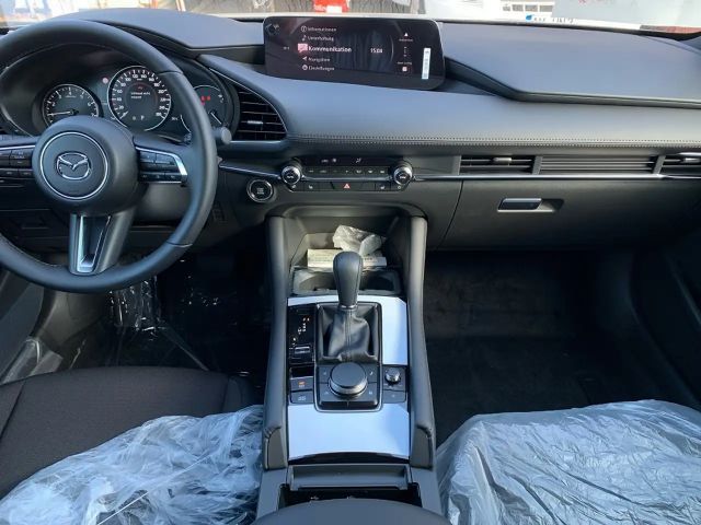 Mazda 3 Exclusive-line