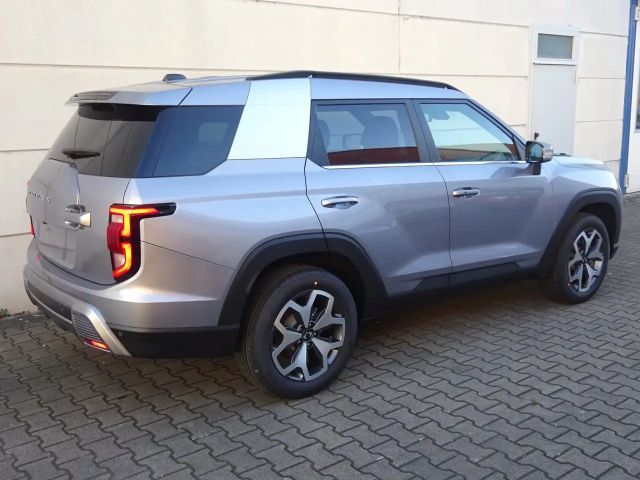 SsangYong Torres 2WD Quartz