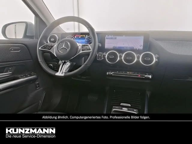 Mercedes-Benz B 220 4MATIC Progressive Sedan