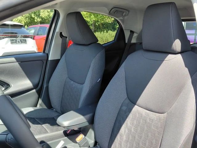 Toyota Yaris Hatchback Hybride VVT-i