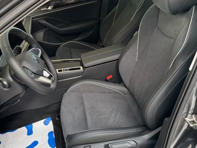 Volkswagen Passat Elegance