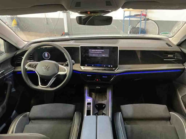 Volkswagen Passat 1.5 eTSI Business
