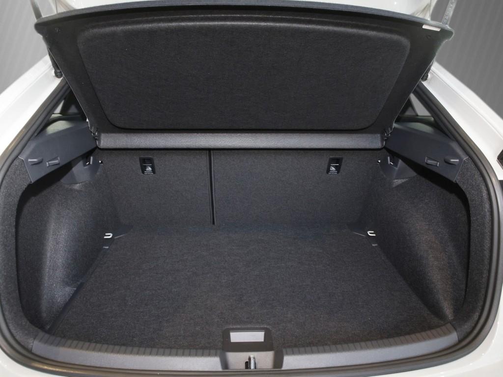 Volkswagen Taigo 1.5 TSI DSG R-Line Style