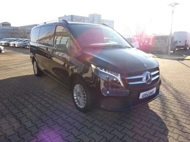 Mercedes-Benz V 220 Limousine Lang V 220 d