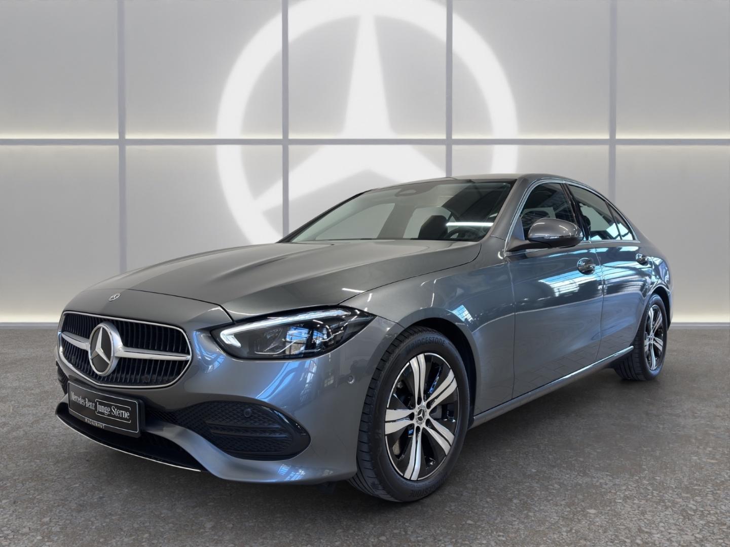 Mercedes-Benz C 300 AVANTGARDE Sedan