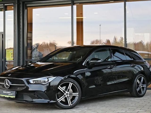 Mercedes-Benz CLA 220 CLA 220 d Shooting Brake
