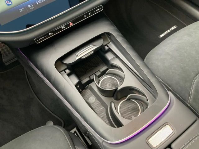 Mercedes-Benz E 200 AMG Line Sedan