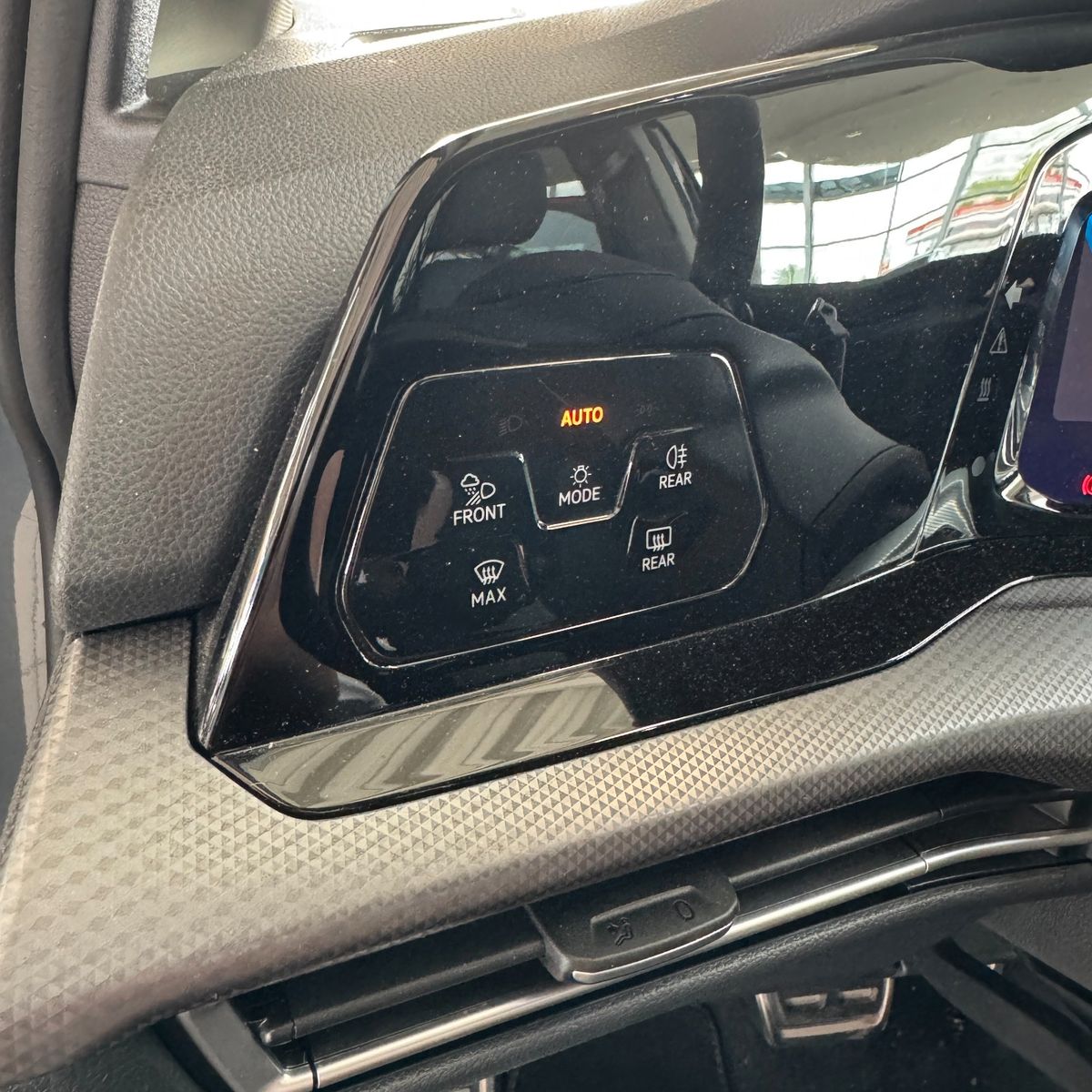 Volkswagen Golf 1.5 eTSI Golf VIII Life