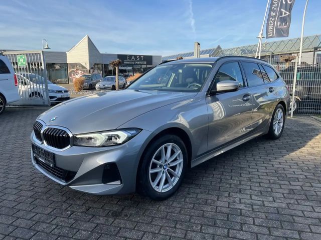 BMW 320 320d Touring xDrive
