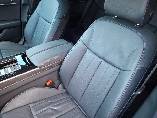 Audi A8 60 TFSI Hybride Quattro