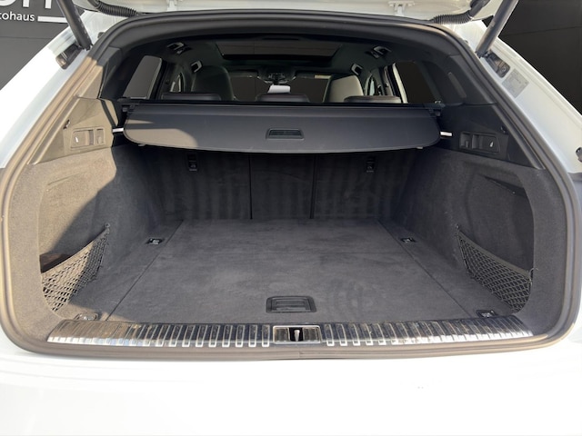 Audi Q8 e-tron 55 Quattro S-Line