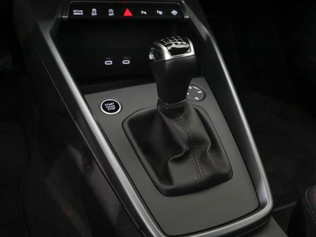 Audi A3 30 TDI Sedan