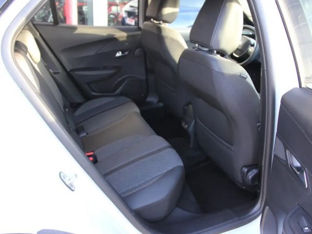 Peugeot E-2008 Allure Pack