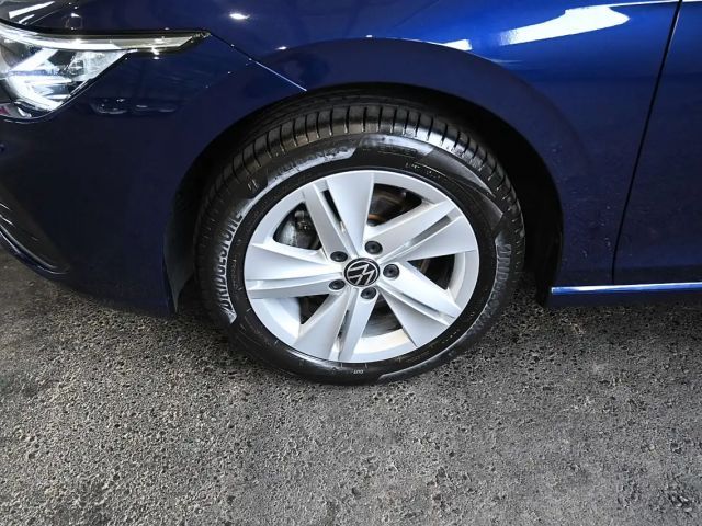 Volkswagen Golf DSG Life