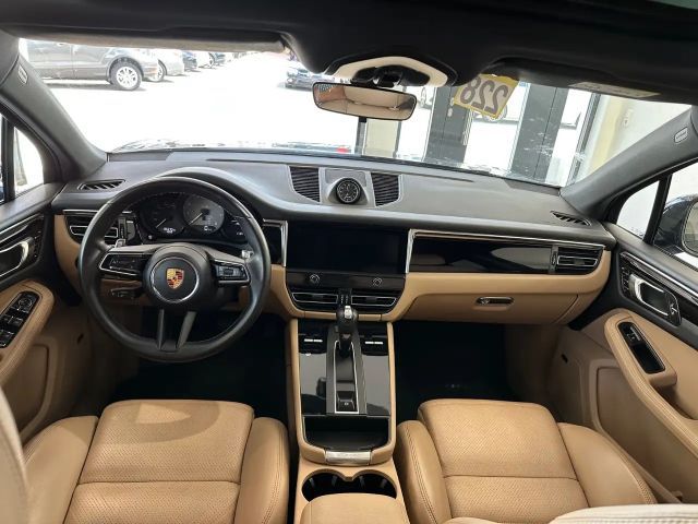 Porsche Macan S