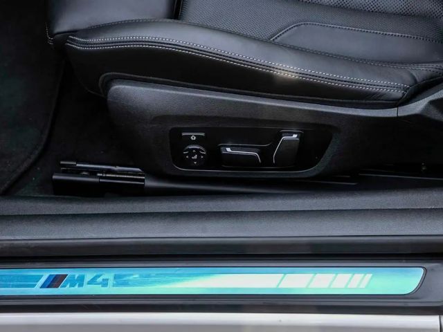 BMW M4 Cabrio Competition xDrive