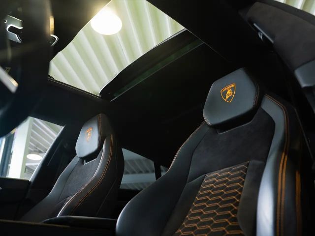 Lamborghini Urus Pano HUD B&O 360 23" TV Nachtsicht AHK Soft