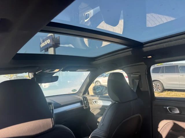 Volvo XC40 Dark Ultra