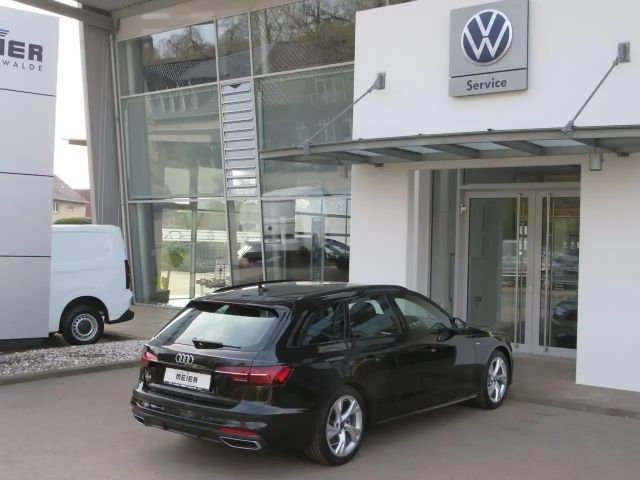 Audi A4 40 TDI Avant S-Line