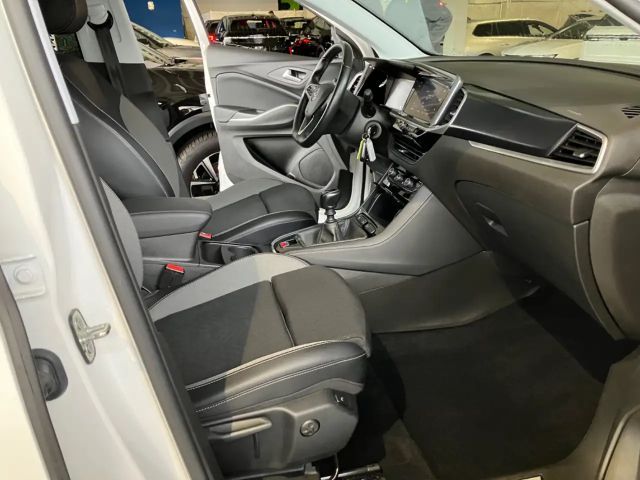 Opel Grandland X 1.2 Turbo