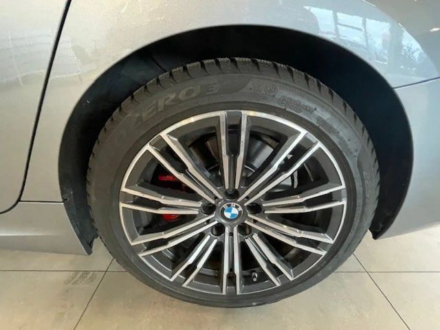 BMW 320 320d M-Sport Touring xDrive