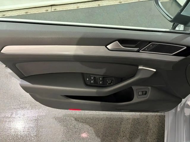 Volkswagen Passat 2.0 TDI Business DSG Variant