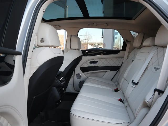 Bentley Bentayga V8