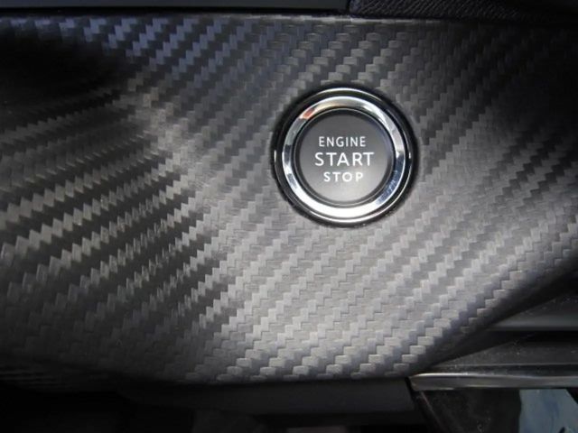 Peugeot E-2008 Allure Pack