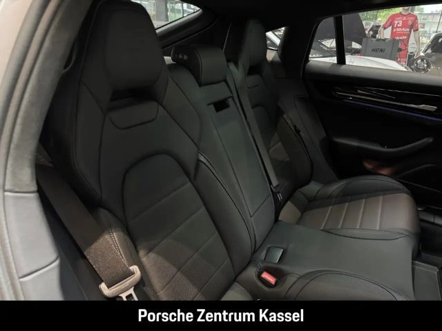 Porsche Panamera 4 E-Hybrid
