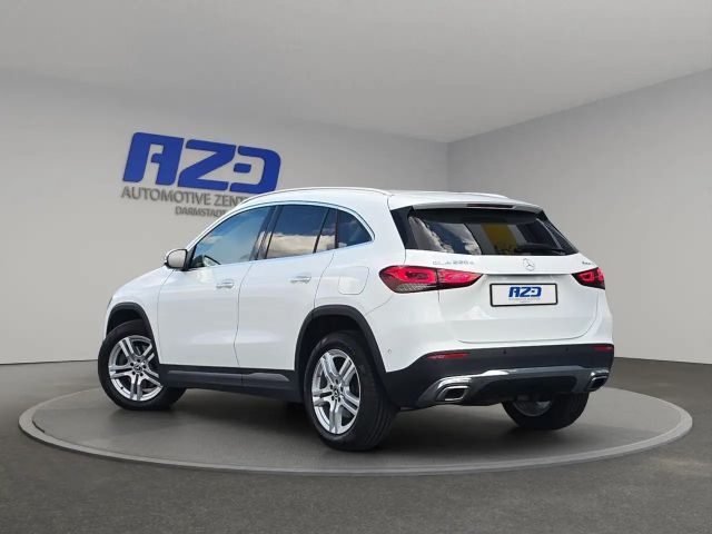 Mercedes-Benz GLA 220 4MATIC GLA 220 d