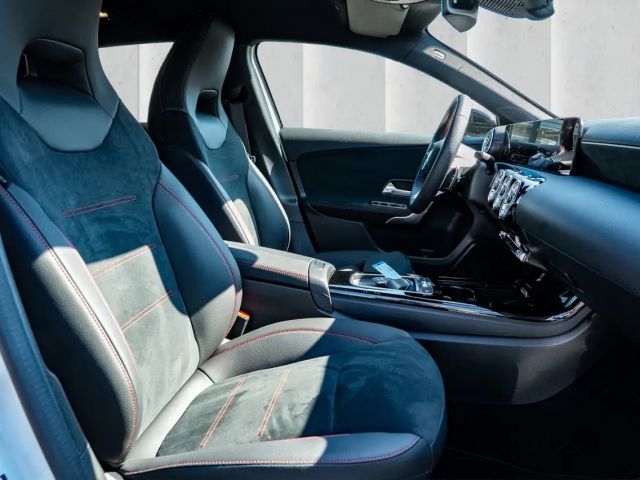 Mercedes-Benz A 200 AMG Line