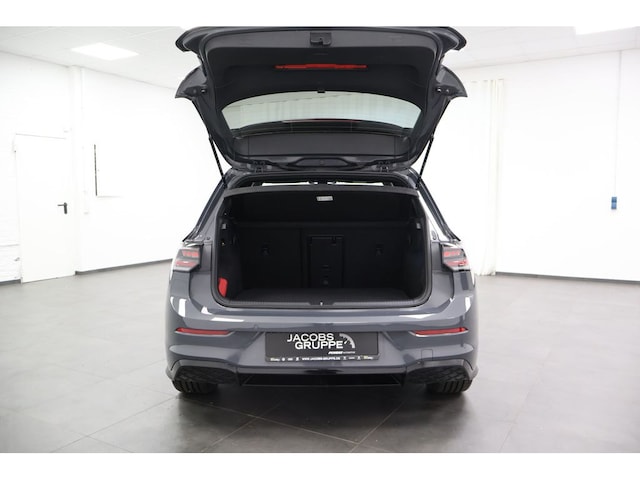 Volkswagen Golf 2.0 TDI DSG Golf VIII R-Line