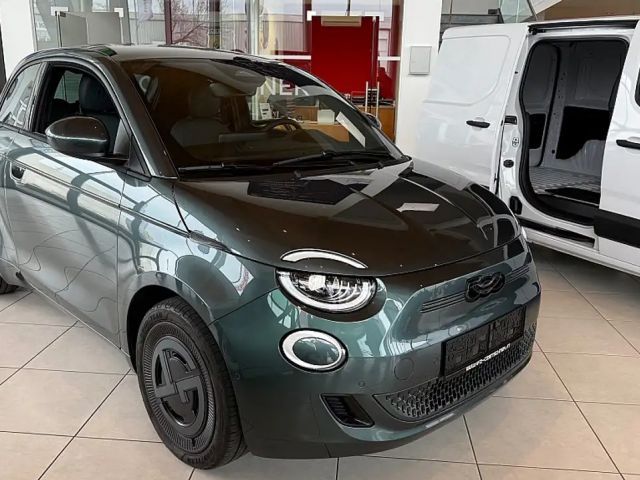 Fiat 500e 42 kWh