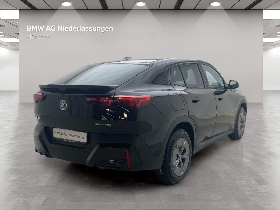 BMW iX2 eDrive20