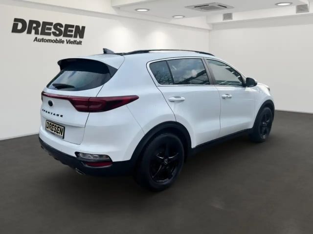 Kia Sportage Black Edition 1.6 Panorama*Kamera*JBL*SHZ V+H*Lenk