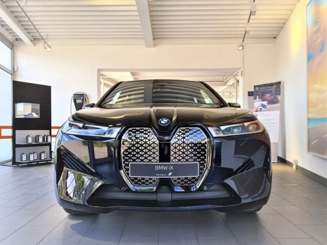 BMW iX xDrive50