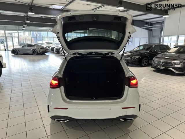 Mercedes-Benz A 220 A 220 d