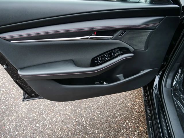 Mazda 3 2.5L Homura SkyActiv e-Skyactiv